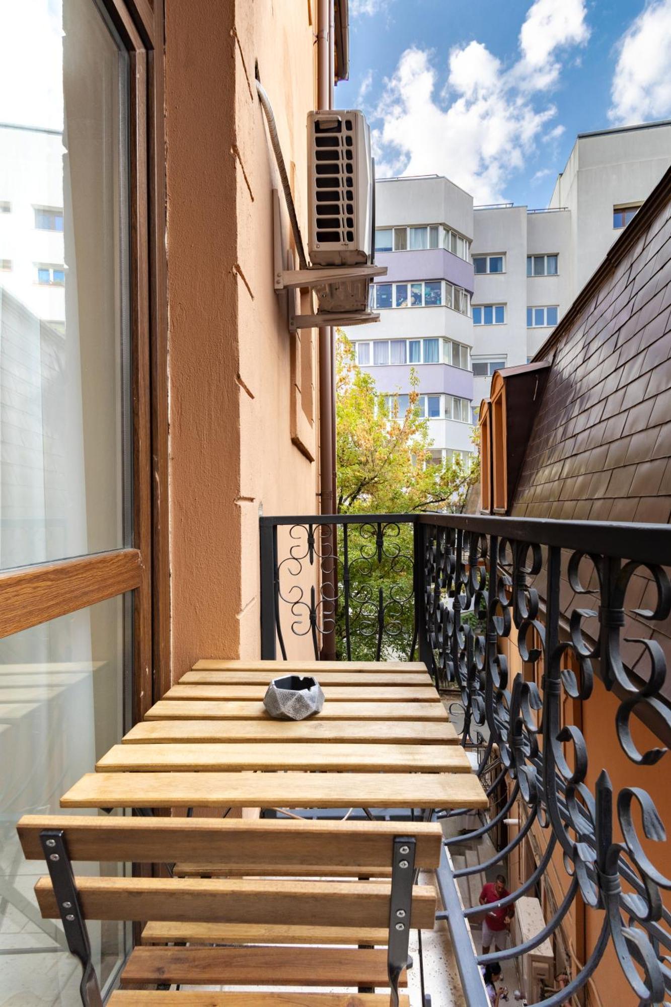 Piccolo Mondo By Citybookings Bukurešť Exteriér fotografie